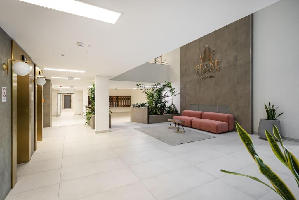 בודפשט Oaks Studio With Balcony מראה חיצוני תמונה