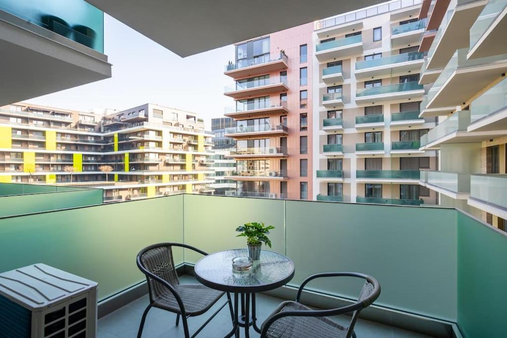 בודפשט Oaks Studio With Balcony מראה חיצוני תמונה