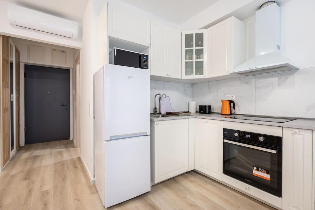 בודפשט Oaks Studio With Balcony מראה חיצוני תמונה